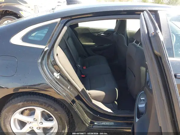 1G1ZB5ST4HF144786 2017 CHEVROLET MALIBU - Image 8