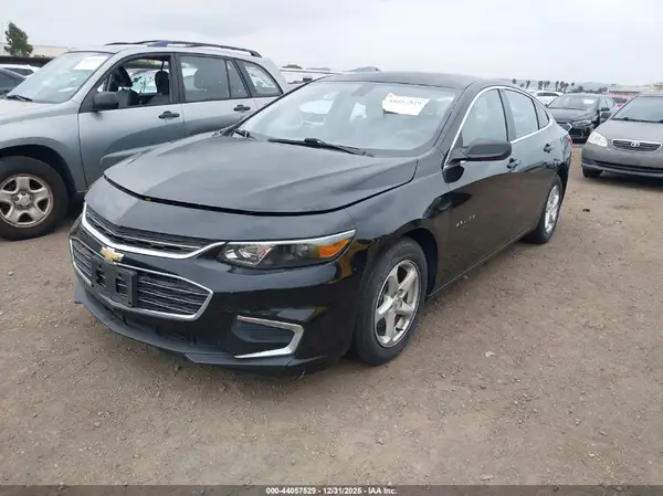 1G1ZB5ST4HF145551 2017 CHEVROLET MALIBU - Image 2