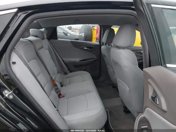 1G1ZB5ST4HF145551 2017 CHEVROLET MALIBU - Image 8