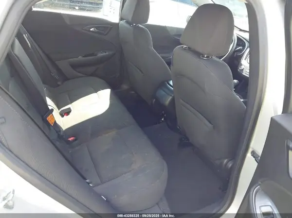 1G1ZB5ST4HF151916 2017 CHEVROLET MALIBU - Image 8