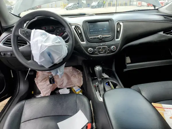 1G1ZB5ST4HF152886 2017 CHEVROLET MALIBU - Image 8
