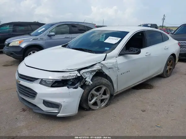 1G1ZB5ST4HF172748 2017 CHEVROLET MALIBU - Image 2