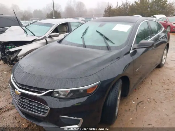 1G1ZB5ST4HF175939 2017 CHEVROLET MALIBU - Image 2