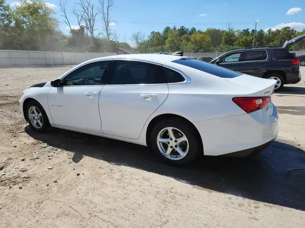 1G1ZB5ST4HF177724 2017 CHEVROLET MALIBU - Image 2