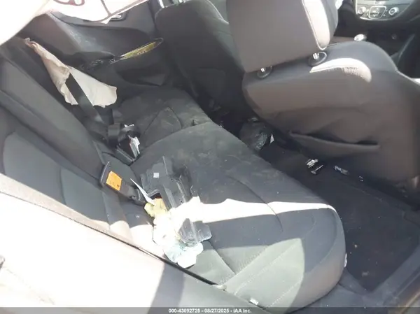1G1ZB5ST4HF188383 2017 CHEVROLET MALIBU - Image 8