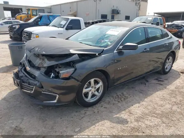 1G1ZB5ST4HF201990 2017 CHEVROLET MALIBU - Image 2