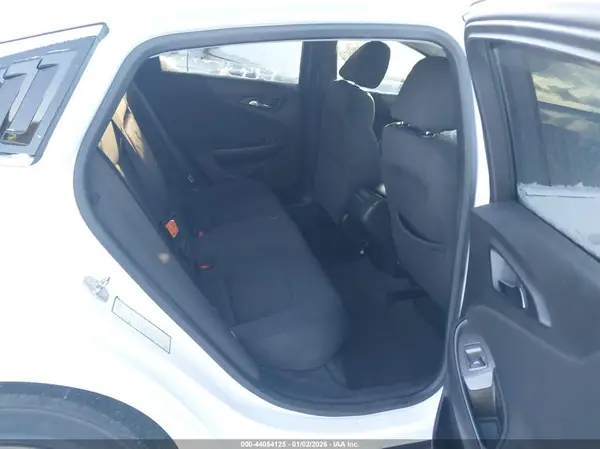 1G1ZB5ST4HF209068 2017 CHEVROLET MALIBU - Image 8