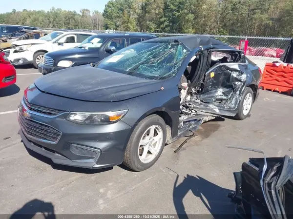 1G1ZB5ST4HF210981 2017 CHEVROLET MALIBU - Image 2
