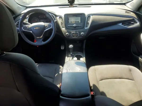 1G1ZB5ST4HF211547 2017 CHEVROLET MALIBU - Image 8