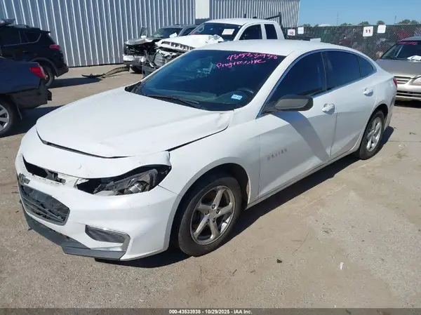 1G1ZB5ST4HF212360 2017 CHEVROLET MALIBU - Image 2