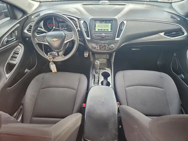 1G1ZB5ST4HF221303 2017 CHEVROLET MALIBU - Image 8