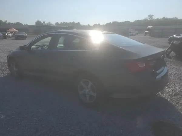 1G1ZB5ST4HF225643 2017 CHEVROLET MALIBU - Image 2
