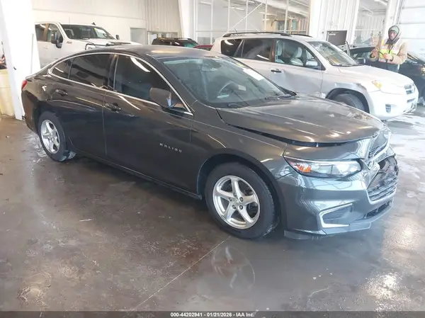 1G1ZB5ST4HF243396 2017 CHEVROLET MALIBU - Image 1