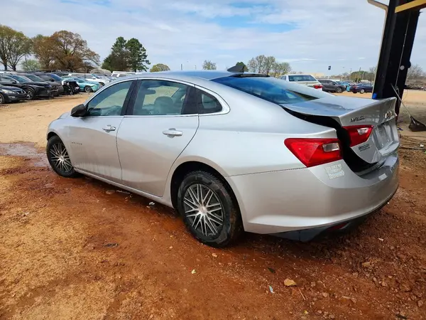 1G1ZB5ST4HF246637 2017 CHEVROLET MALIBU - Image 2