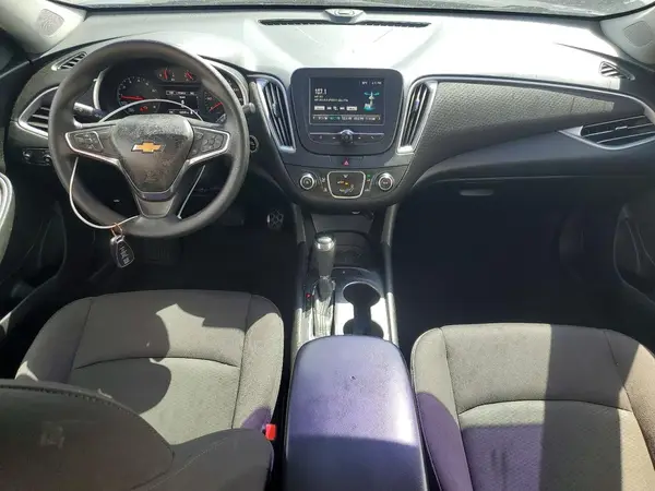 1G1ZB5ST4HF272560 2017 CHEVROLET MALIBU - Image 8