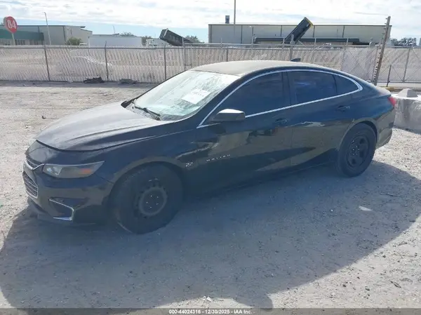 1G1ZB5ST4JF111924 2018 CHEVROLET MALIBU - Image 2