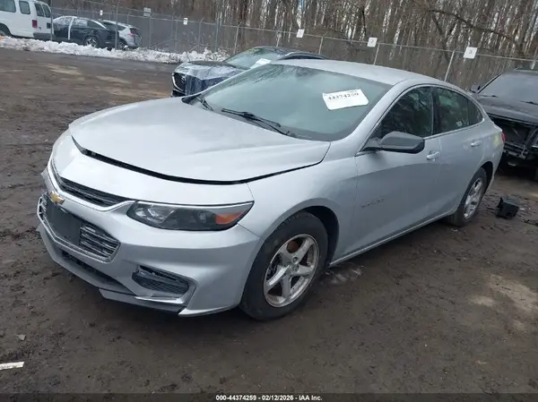 1G1ZB5ST4JF210193 2018 CHEVROLET MALIBU - Image 2