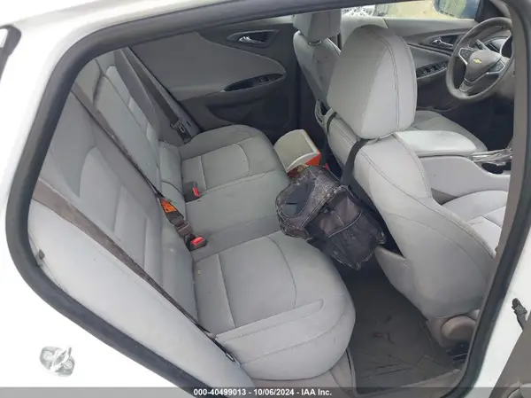 1G1ZB5ST4JF230797 2018 CHEVROLET MALIBU - Image 8