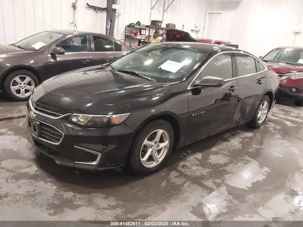 1G1ZB5ST4JF257921 2018 CHEVROLET MALIBU - Image 2