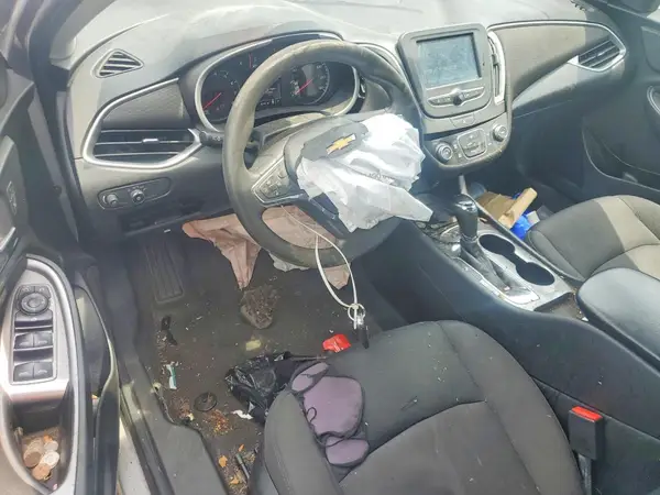1G1ZB5ST4JF282673 2018 CHEVROLET MALIBU - Image 8