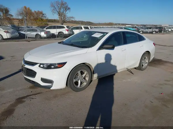 1G1ZB5ST4JF290627 2018 CHEVROLET MALIBU - Image 2