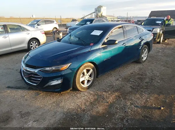 1G1ZB5ST4KF140342 2019 CHEVROLET MALIBU - Image 2
