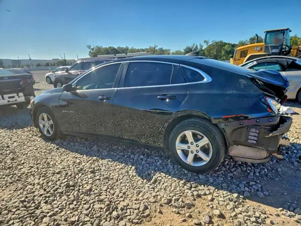 1G1ZB5ST4KF172885 2019 CHEVROLET MALIBU - Image 2