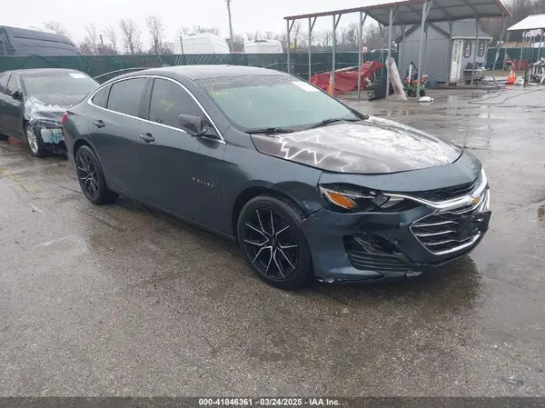 1G1ZB5ST4KF176256 2019 CHEVROLET MALIBU - Image 1