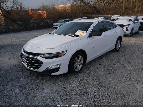 1G1ZB5ST4KF178783 2019 CHEVROLET MALIBU - Image 2