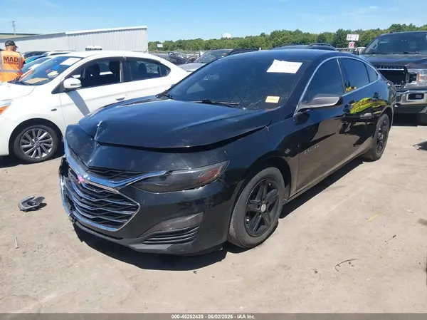 1G1ZB5ST4KF193090 2019 CHEVROLET MALIBU - Image 2