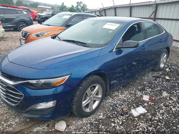 1G1ZB5ST4KF205562 2019 CHEVROLET MALIBU - Image 2