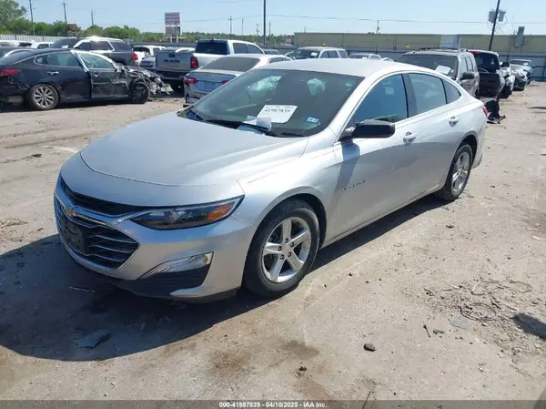 1G1ZB5ST4KF215850 2019 CHEVROLET MALIBU - Image 2