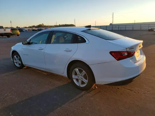 1G1ZB5ST4KF223401 2019 CHEVROLET MALIBU - Image 2