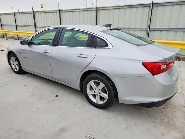 1G1ZB5ST4LF023684 2020 CHEVROLET MALIBU - Image 2