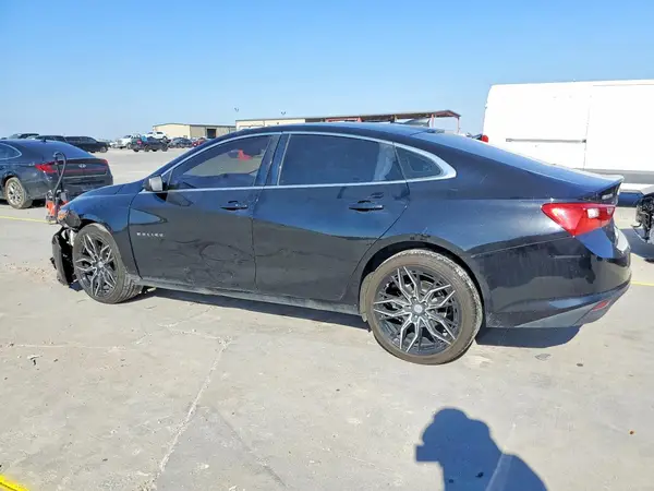 1G1ZB5ST4LF038492 2020 CHEVROLET MALIBU - Image 2