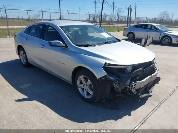 1G1ZB5ST4LF047015 2020 CHEVROLET MALIBU - Image 1