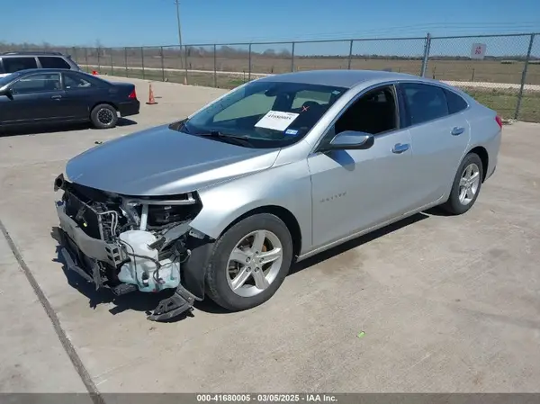 1G1ZB5ST4LF047015 2020 CHEVROLET MALIBU - Image 2