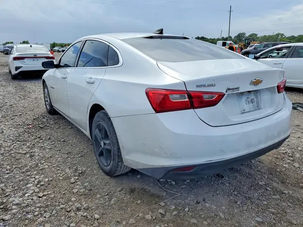 1G1ZB5ST4LF141685 2020 CHEVROLET MALIBU - Image 2