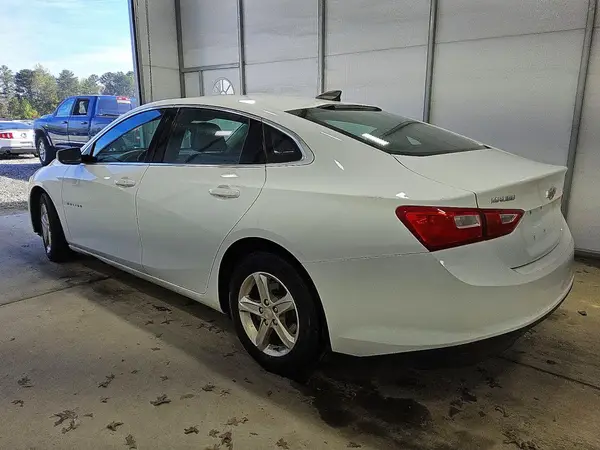 1G1ZB5ST4NF185379 2022 CHEVROLET MALIBU - Image 2