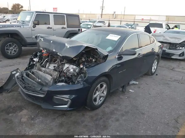 1G1ZB5ST5HF103373 2017 CHEVROLET MALIBU - Image 2