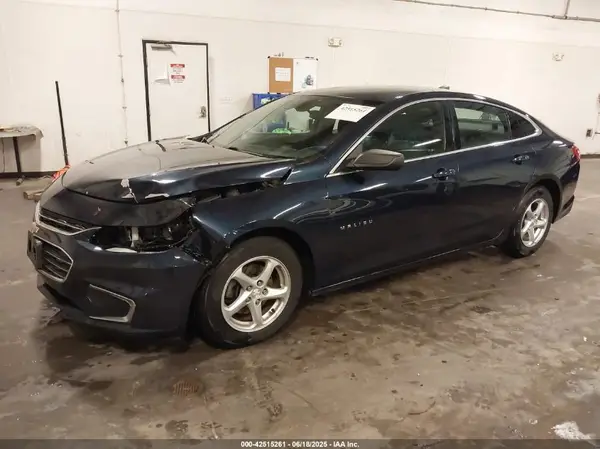 1G1ZB5ST5HF111005 2017 CHEVROLET MALIBU - Image 2