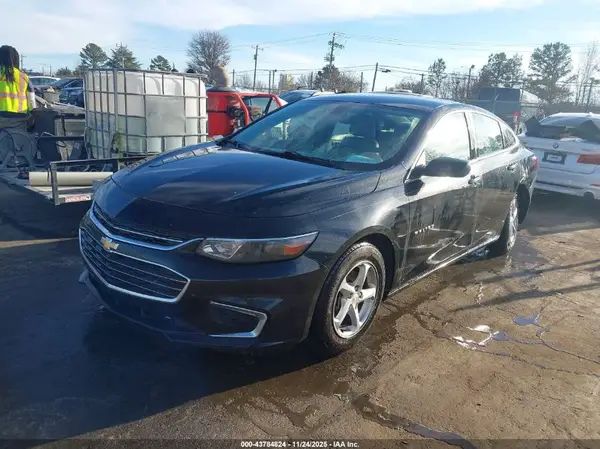 1G1ZB5ST5HF118438 2017 CHEVROLET MALIBU - Image 2