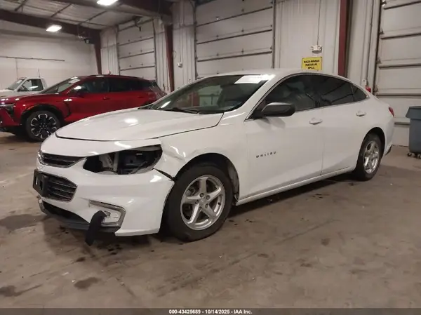 1G1ZB5ST5HF127883 2017 CHEVROLET MALIBU - Image 2