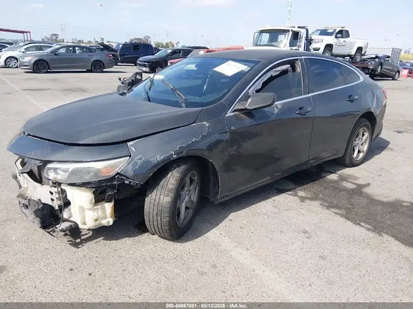 1G1ZB5ST5HF133117 2017 CHEVROLET MALIBU - Image 2