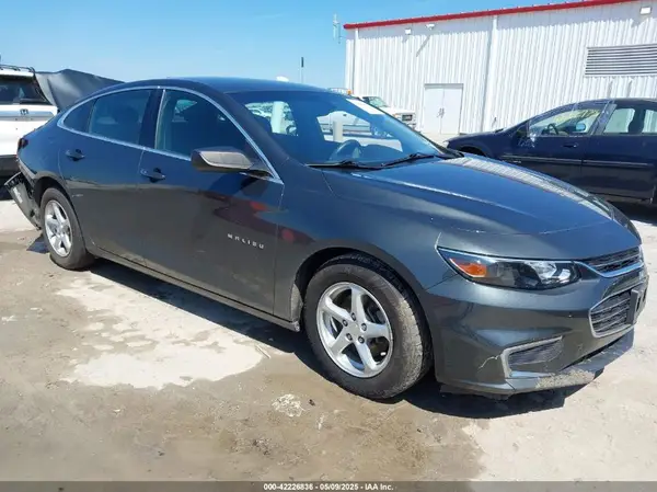 1G1ZB5ST5HF140827 2017 CHEVROLET MALIBU - Image 1