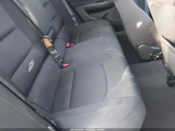 1G1ZB5ST5HF184407 2017 CHEVROLET MALIBU - Image 8