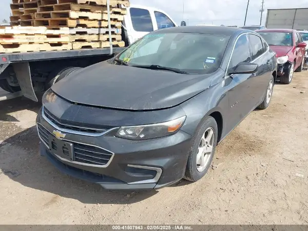 1G1ZB5ST5HF195570 2017 CHEVROLET MALIBU - Image 2