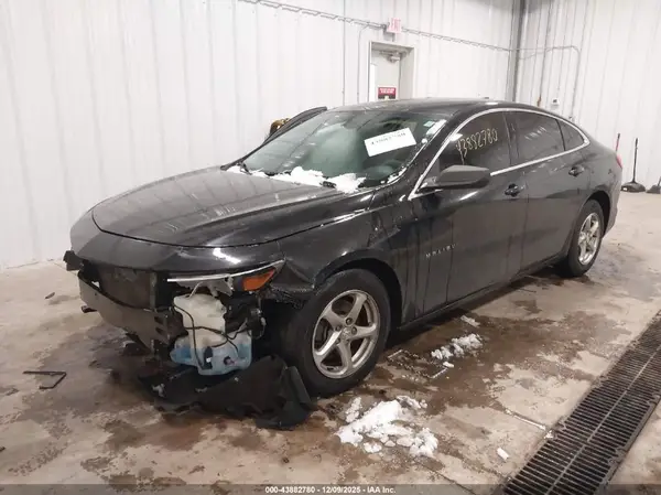 1G1ZB5ST5HF206941 2017 CHEVROLET MALIBU - Image 2