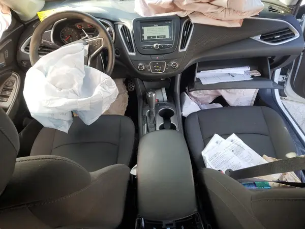 1G1ZB5ST5HF211475 2017 CHEVROLET MALIBU - Image 8