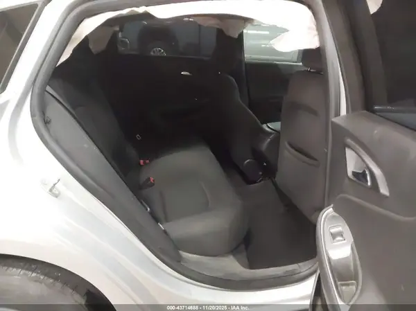 1G1ZB5ST5HF238868 2017 CHEVROLET MALIBU - Image 8